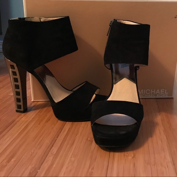 MICHAEL KORS Blk-Gem-Silver-Heel Velvet Ankle Cuff - Picture 2 of 11